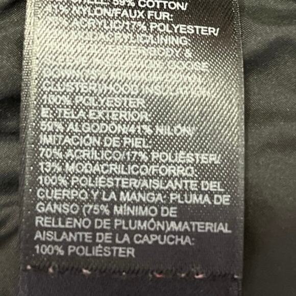 The North Face Women's Black Elsey Parka Hoodie Hooded Winter Coat Jacket Size S - Picture 6 of 6